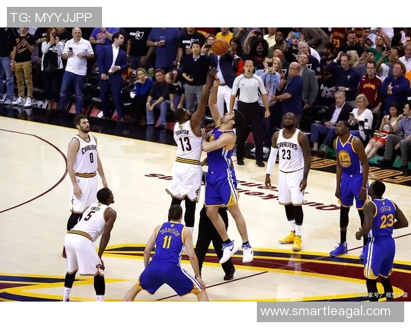 2018年NBA总决赛首战骑士与勇士的激烈对决回顾与精彩瞬间分析